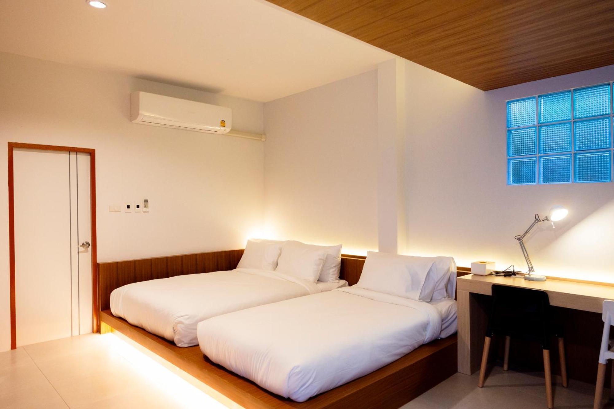 Karpenter Lampang Hotel Exterior photo