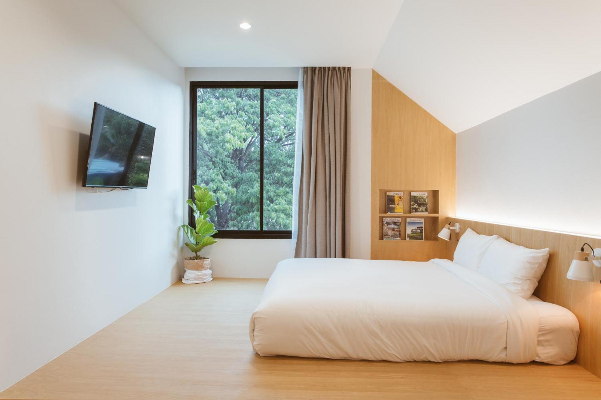 Karpenter Lampang Hotel Exterior photo