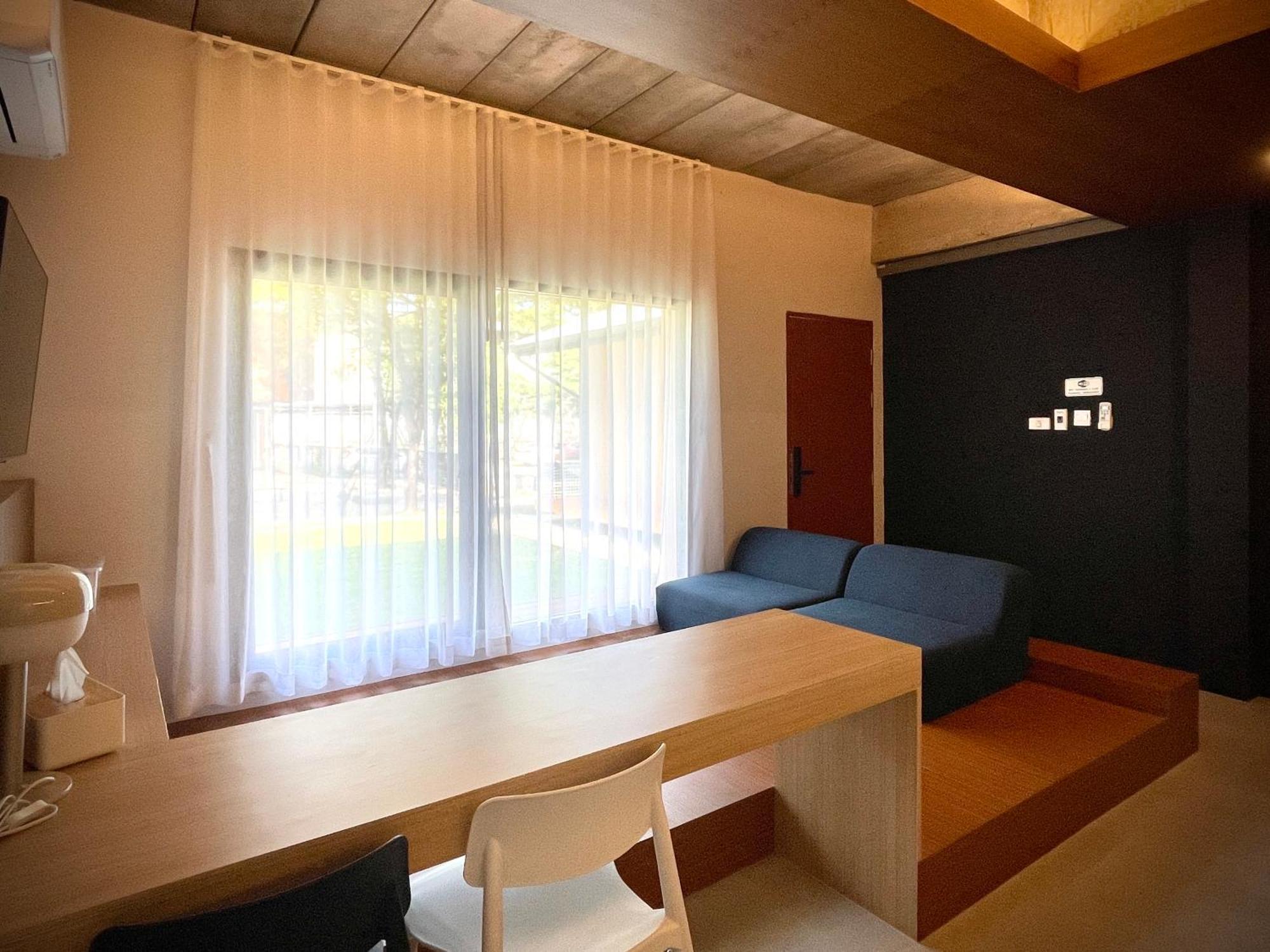 Karpenter Lampang Hotel Exterior photo