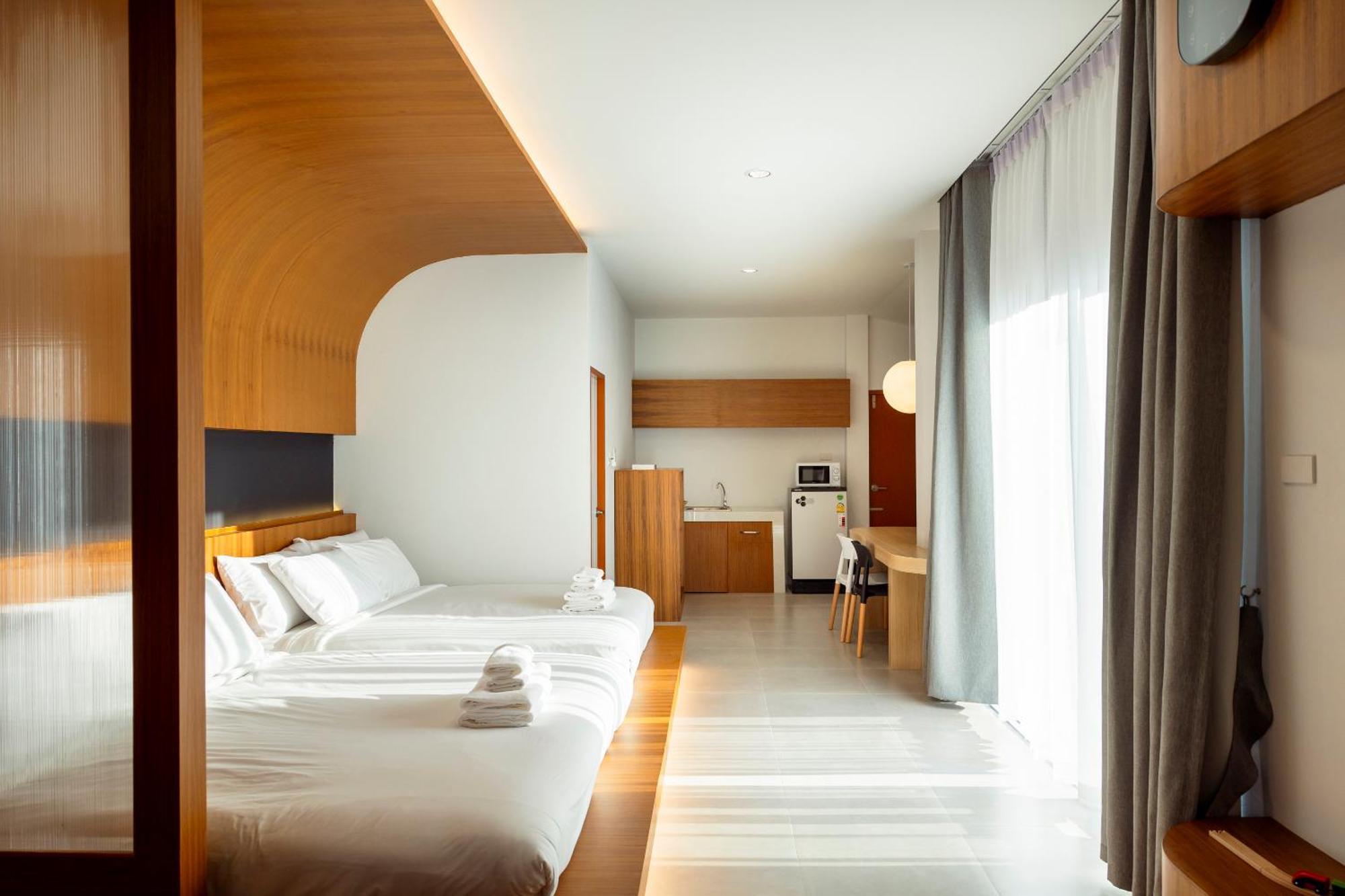 Karpenter Lampang Hotel Exterior photo