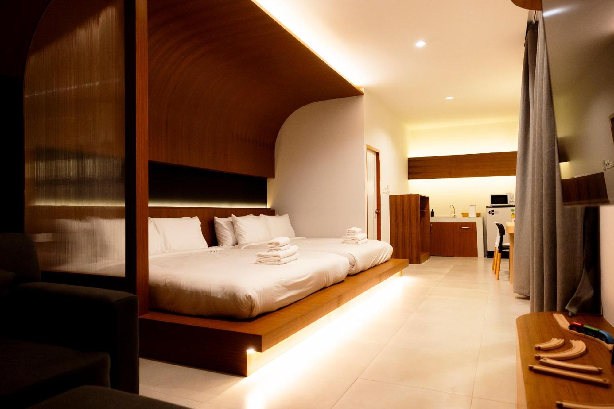 Karpenter Lampang Hotel Exterior photo